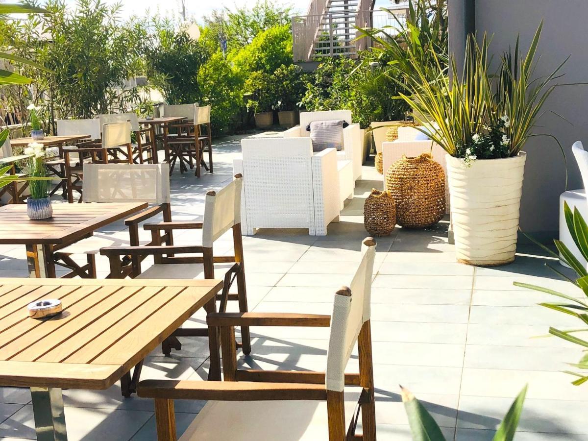 Hotel Viamare Milano Marittima Exterior foto